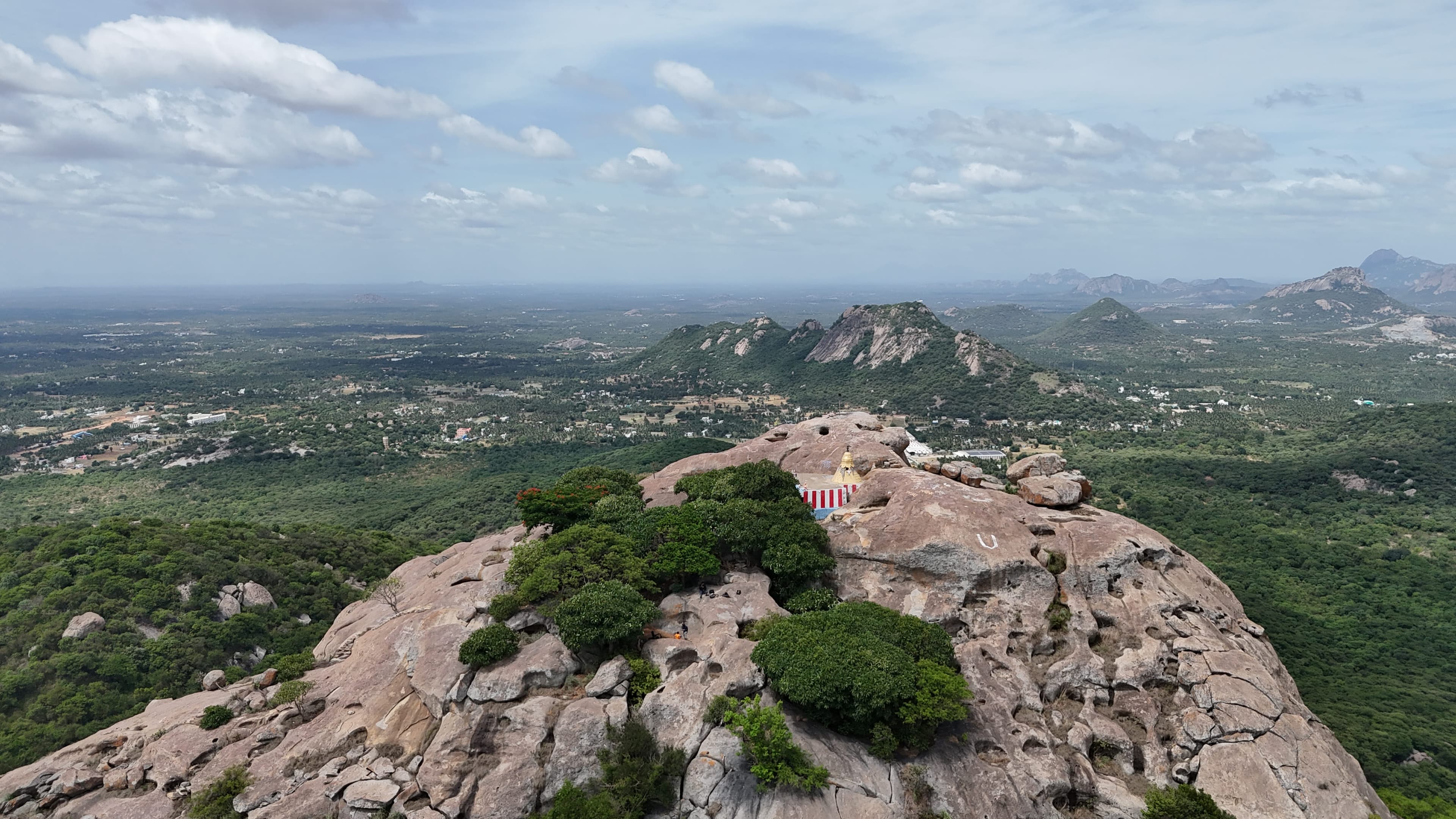 Poo malai trail